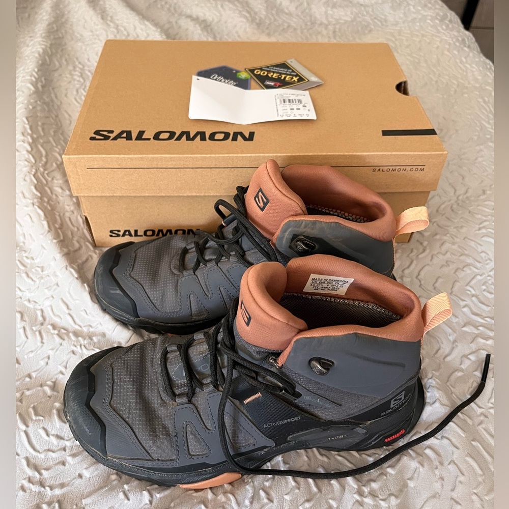 Salomon X Ultra 4 Mid Gore-Tex Women’s Size 6 Hiking Boots